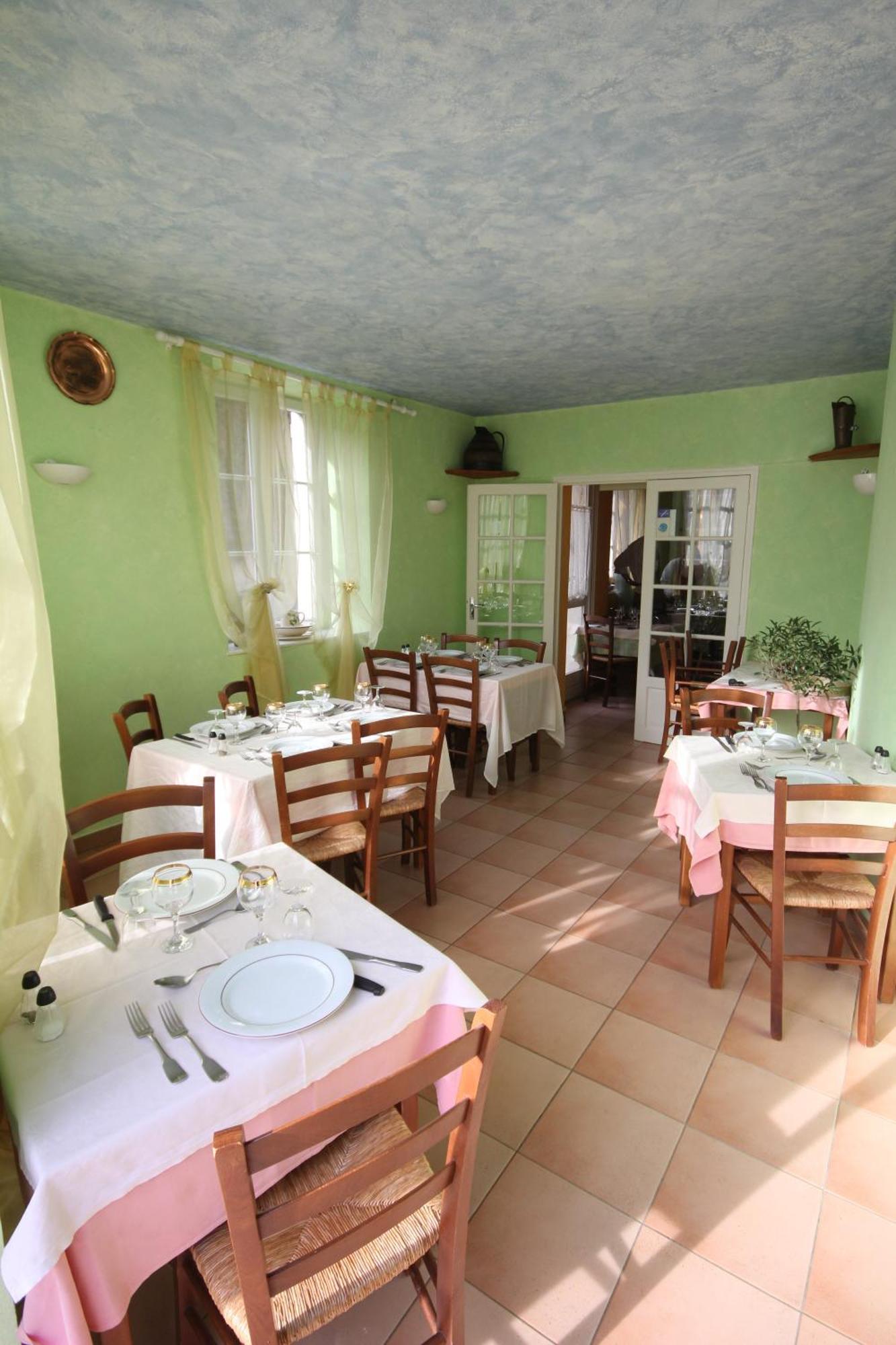 Auberge De L'Omois Baulne-en-Brie Экстерьер фото